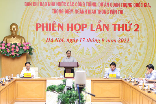 Dứt khoát phải hoàn thành trong năm 2022 các tuyến Mai Sơn - Quốc lộ 45, Cam Lộ - La Sơn, Vĩnh Hảo - Phan Thiết - Dầu Giây