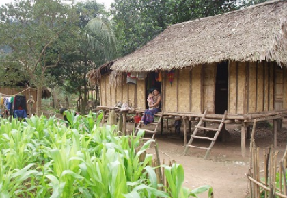 Quảng Bình phấn đấu cải thiện đời sống cho đồng bào dân tộc thiểu số và miền núi Quảng Bình phấn đấu cải thiện đời sống cho đồng bào dân tộc thiểu số và miền núi