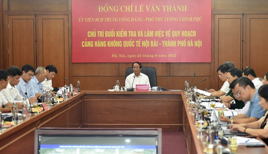 Cần thống nhất vị trí và diện tích mở rộng Cảng Hàng không quốc tế Nội Bài Cần thống nhất vị trí và diện tích mở rộng Cảng Hàng không quốc tế Nội Bài