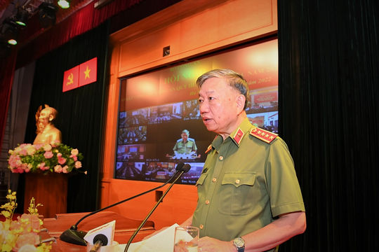 Đấu tranh, xử lý nhiều vụ án, vụ việc thuộc diện Ban Chỉ đạo Trung ương về phòng, chống tham nhũng, tiêu cực theo dõi