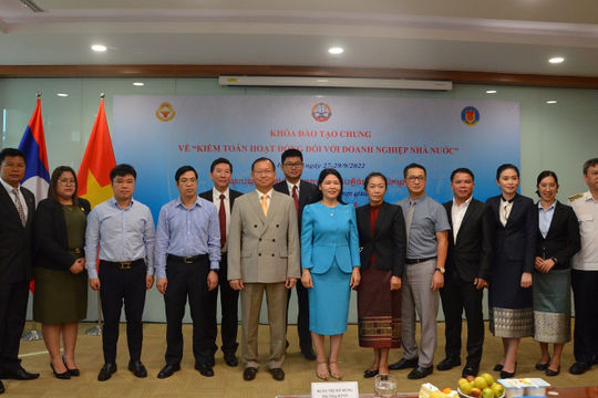 Khai giảng “Khóa đào tạo chung về kiểm toán hoạt động đối với DNNN trong khuôn khổ hợp tác KTNN Việt Nam-Lào-Campuchia”