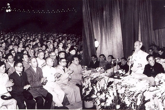 “Không tự sửa chữa thì Chính phủ sẽ không khoan dung” “Không tự sửa chữa thì Chính phủ sẽ không khoan dung”