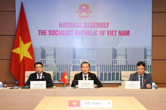 Tăng cường kết nối, chia sẻ kinh nghiệm lập pháp, giám sát trong lĩnh vực khoa học, công nghệ