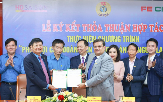 Công nhân được vay tiêu dùng với lãi suất giảm 50%