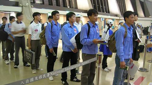 Xuất khẩu lao động: Cán đích sớm nhờ đâu?