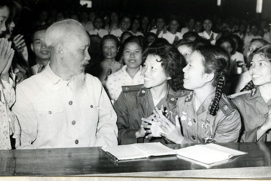 “Nếu không giải phóng phụ nữ là xây dựng chủ nghĩa xã hội một nửa”