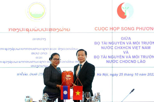 Việt - Lào thúc đẩy hợp tác toàn diện, thực chất trong lĩnh vực tài nguyên và môi trường Việt - Lào thúc đẩy hợp tác toàn diện, thực chất trong lĩnh vực tài nguyên và môi trường