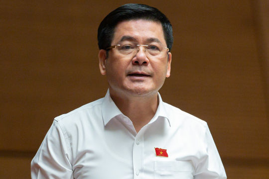 Bộ trưởng Bộ Công Thương giải trình về tình trạng thiếu xăng dầu