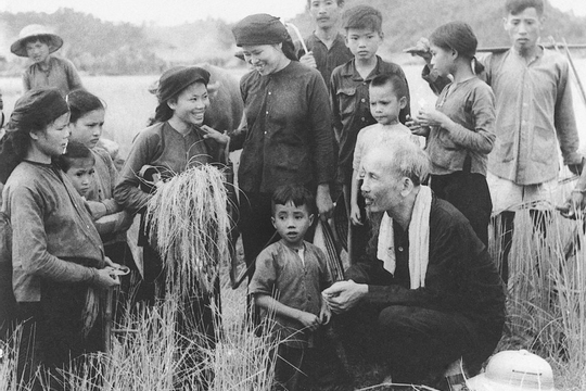 Đừng có “lơ lửng giữa trời”