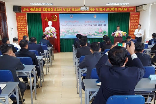 Khai giảng Khóa bồi dưỡng cho kiểm toán viên Kiểm toán nhà nước Lào