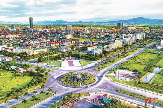Đến 2030, Hà Tĩnh trở thành một trong những cực phát triển của Bắc Trung bộ và Duyên hải miền Trung