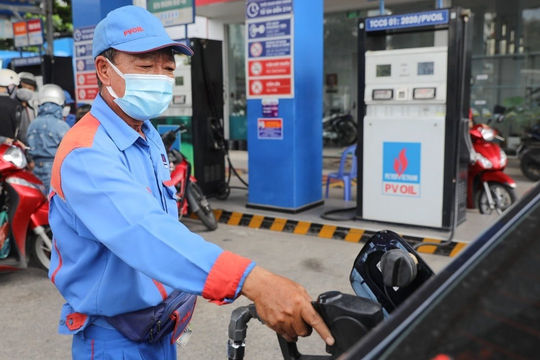 Tăng chi phí đưa xăng dầu từ nước ngoài về Việt Nam tối đa 660 đồng