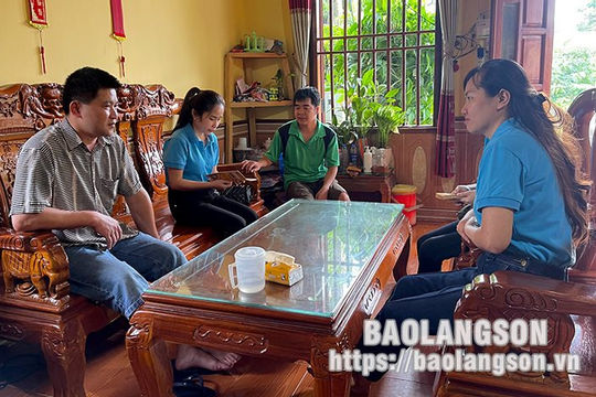 Đổi mới việc tuyên truyền trực tiếp về bảo hiểm xã hội ở Lạng Sơn Đổi mới việc tuyên truyền trực tiếp về bảo hiểm xã hội ở Lạng Sơn