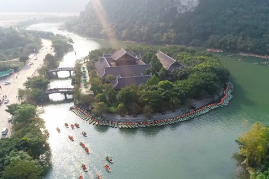 Hoa Lư vang mãi ngàn năm