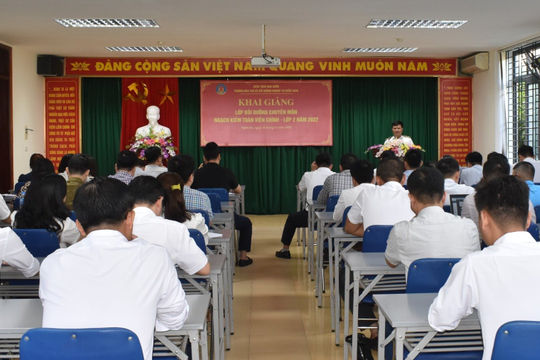 Bồi dưỡng chuyên môn ngạch Kiểm toán viên chính