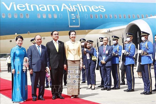 Chủ tịch nước bắt đầu chuyến thăm chính thức Vương quốc Thái Lan