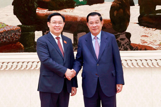 Chủ tịch Quốc hội Vương Đình Huệ hội kiến Thủ tướng Vương quốc Campuchia Chủ tịch Quốc hội Vương Đình Huệ hội kiến Thủ tướng Vương quốc Campuchia