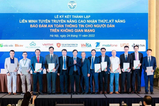 Chung tay bảo vệ người dân và doanh nghiệp chuyển đổi số an toàn