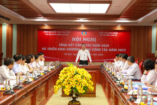 Công tác đánh giá cán bộ cần thường xuyên, đa chiều, có sản phẩm cụ thể