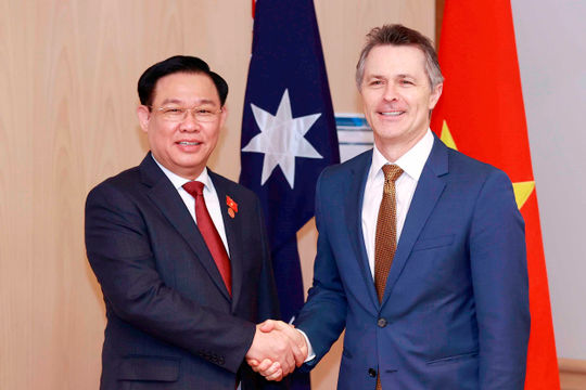 Ủng hộ việc đưa quan hệ Việt Nam - Australia phát triển lên tầm cao mới