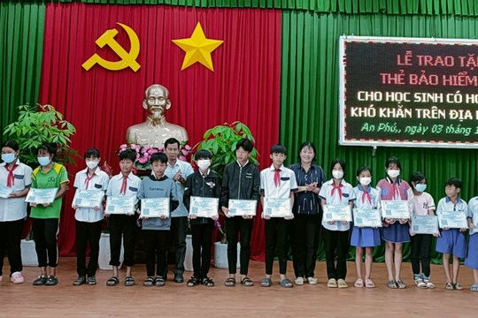 An Giang: Quyết tâm hoàn thành chỉ tiêu về bảo hiểm y tế học sinh trước ngày 15/12