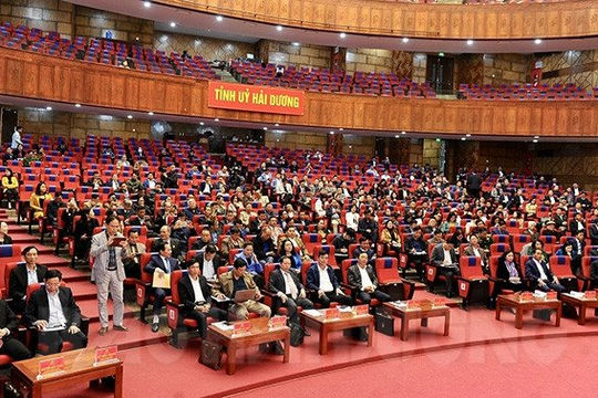 Lãnh đạo tỉnh Hải Dương tiếp xúc, đối thoại với doanh nhân