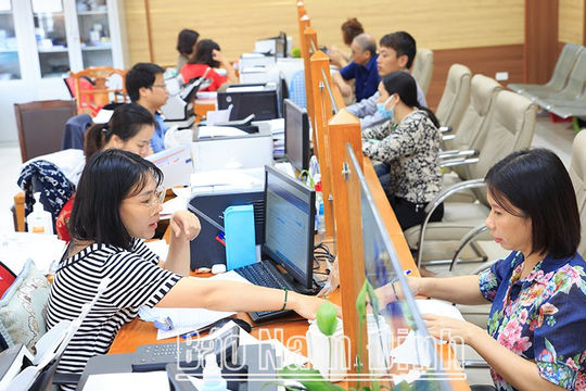 Bảo hiểm xã hội tỉnh Nam Định đẩy mạnh ứng dụng công nghệ thông tin, chuyển đổi số
 Bảo hiểm xã hội tỉnh Nam Định đẩy mạnh ứng dụng công nghệ thông tin, chuyển đổi số