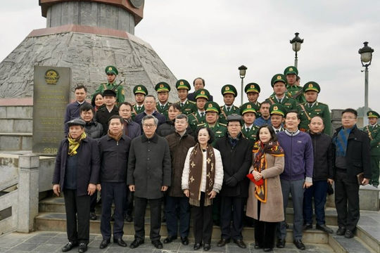 Tổng Kiểm toán nhà nước Ngô Văn Tuấn tham gia chương trình đền ơn đáp nghĩa và từ thiện cùng Đoàn công tác Ban Tổ chức Trung ương