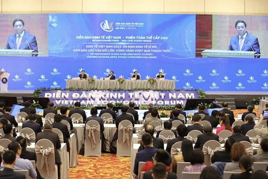 Nhận diện thách thức, xây dựng kịch bản ứng phó để duy trì tăng trưởng kinh tế trong năm 2023