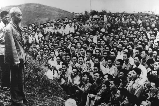 Xứng đáng là “Bộ đội Cụ Hồ” - Bộ đội của dân