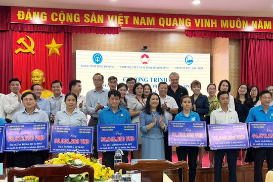 Lan tỏa sự hỗ trợ, tạo thói quen để người dân tự nguyện tham gia chính sách
