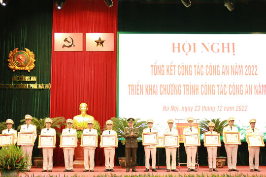 Giữ vững an ninh, chính trị, trật tự, an toàn xã hội góp phần phát triển kinh tế - xã hội Thủ đô