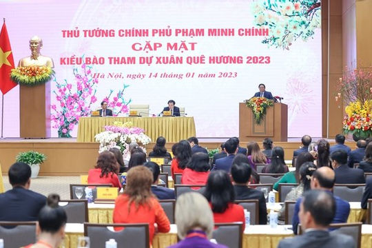 Đưa Việt Nam đến gần hơn với thế giới và mang thế giới đến gần hơn với Việt Nam Đưa Việt Nam đến gần hơn với thế giới và mang thế giới đến gần hơn với Việt Nam