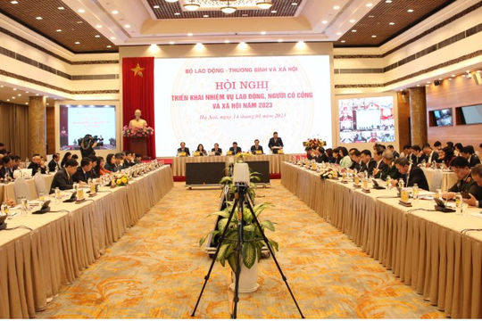 Hỗ trợ 104,5 nghìn tỷ đồng cho hơn 68 triệu người dân bị ảnh hưởng bởi Covid-19