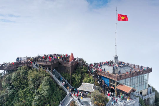 Đầu năm 2023, lượng khách du lịch đến Lào Cai tăng 607% 