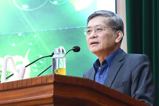 Bồi dưỡng đạo đức, kỷ luật công chức, công vụ và những quy định liên quan của Đảng đối với đảng viên