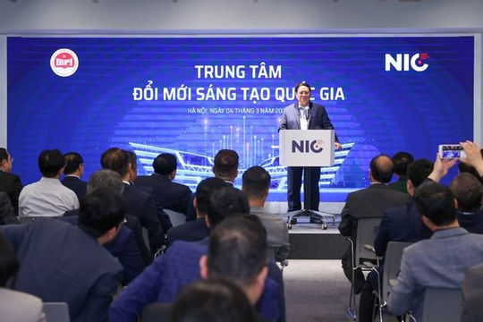 Xây dựng cơ chế chính sách để thu hút trí tuệ, tạo dựng hệ sinh thái đổi mới sáng tạo