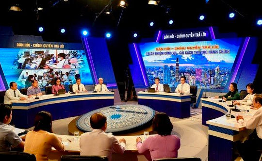 Thành phố Hồ Chí Minh nâng cao trách nhiệm công vụ, đẩy mạnh cải cách thủ tục hành chính