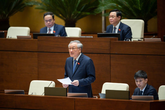 Tháo gỡ khó khăn trong triển khai phiên tòa xét xử trực tuyến