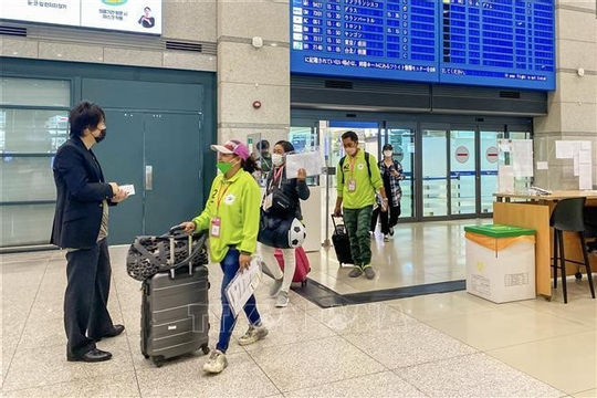 Hạn chế lao động xuất khẩu bỏ trốn: Cần chế tài mạnh cùng chính sách hỗ trợ, tạo việc làm