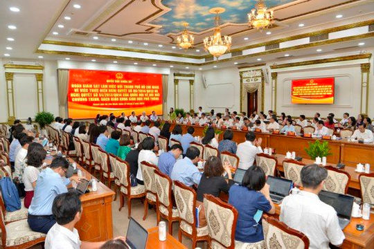 Thành phố Hồ Chí Minh kiến nghị lùi thời gian lựa chọn danh mục sách giáo khoa