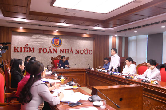 Xây dựng Kỷ yếu Đảng bộ Kiểm toán nhà nước 30 năm hình thành và phát triển Xây dựng Kỷ yếu Đảng bộ Kiểm toán nhà nước 30 năm hình thành và phát triển
