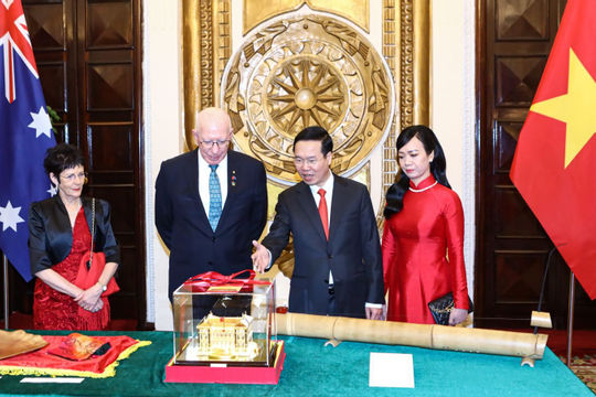 Chủ tịch nước và Phu nhân tổ chức tiệc chiêu đãi chào mừng Toàn quyền Australia David Hurley