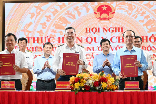 Hội nghị thực hiện Quy chế phối hợp và trao Kỷ niệm chương “Vì sự nghiệp Kiểm toán nhà nước” Hội nghị thực hiện Quy chế phối hợp và trao Kỷ niệm chương “Vì sự nghiệp Kiểm toán nhà nước”