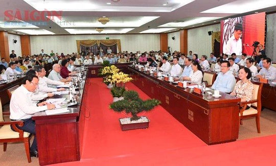 Thường trực Ban Bí thư quán triệt chuyên đề về phát triển đội ngũ cán bộ nữ Thường trực Ban Bí thư quán triệt chuyên đề về phát triển đội ngũ cán bộ nữ