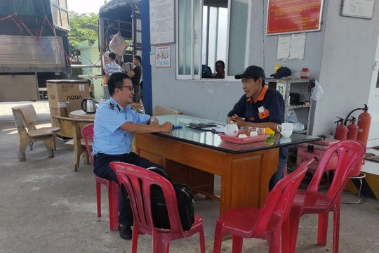 Xử phạt nghiêm các công ty, cửa hàng kinh doanh xăng dầu có hành vi vi phạm