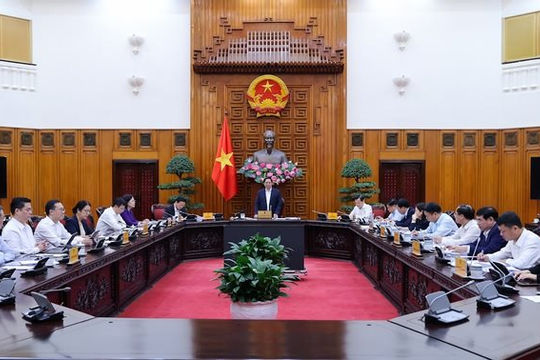 Sử dụng hết các công cụ để tháo gỡ vướng mắc đối với thị trường tài chính, trái phiếu doanh nghiệp, bất động sản