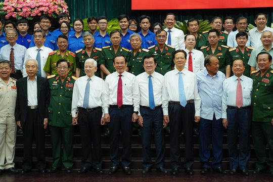 Thành phố Hồ Chí Minh gặp mặt kỷ niệm 48 năm Ngày giải phóng miền Nam, thống nhất đất nước