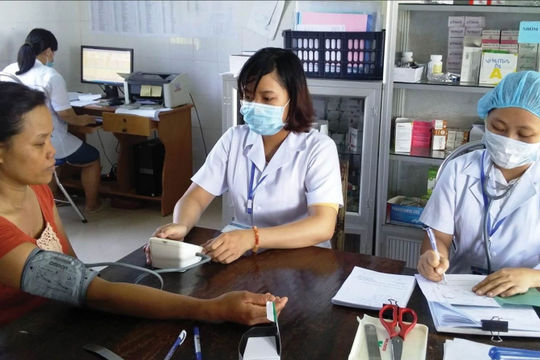 Đầu tư thỏa đáng cho y tế cơ sở