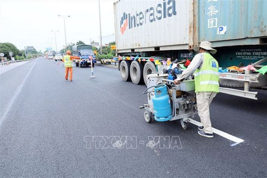 Báo cáo Quốc hội về sử dụng kinh phí chi thường xuyên cải tạo công trình